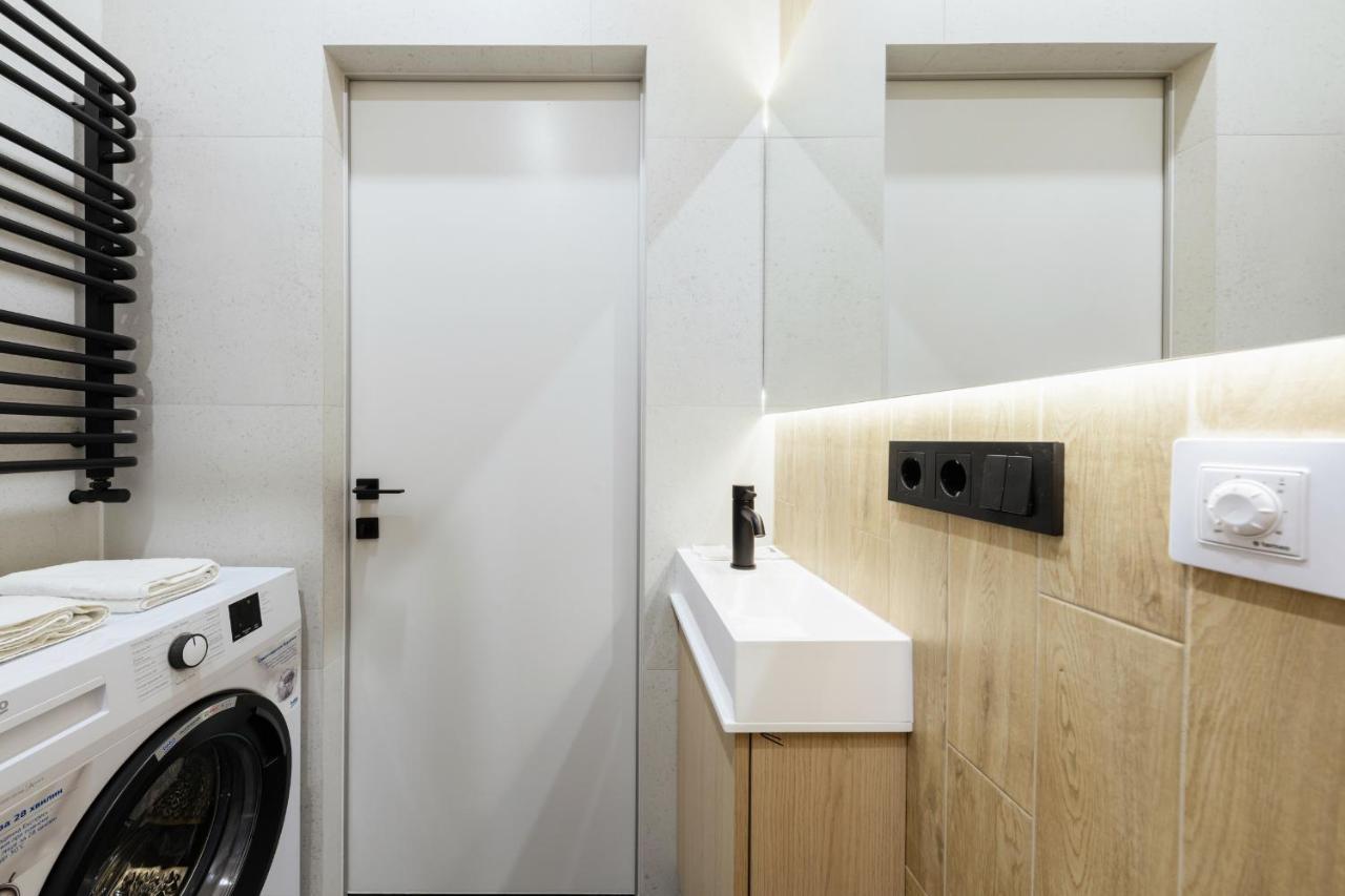 Luxury Apartments Smart House Użhorod Zewnętrze zdjęcie