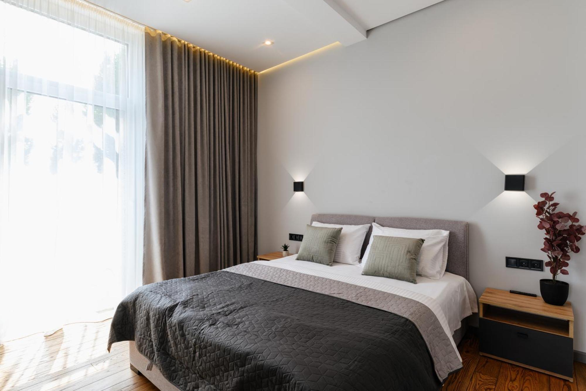 Luxury Apartments Smart House Użhorod Zewnętrze zdjęcie