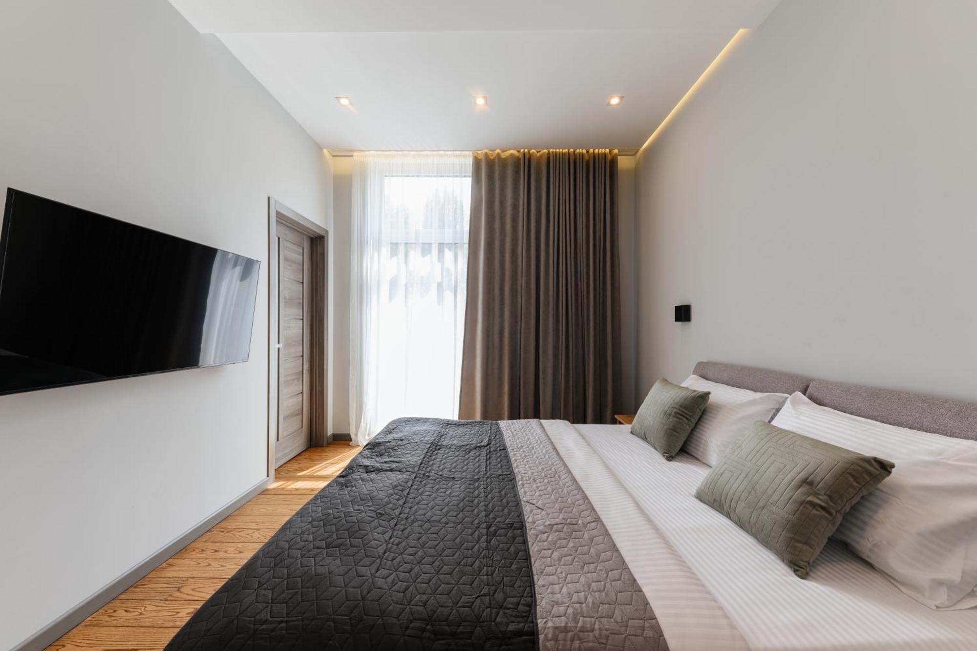 Luxury Apartments Smart House Użhorod Zewnętrze zdjęcie