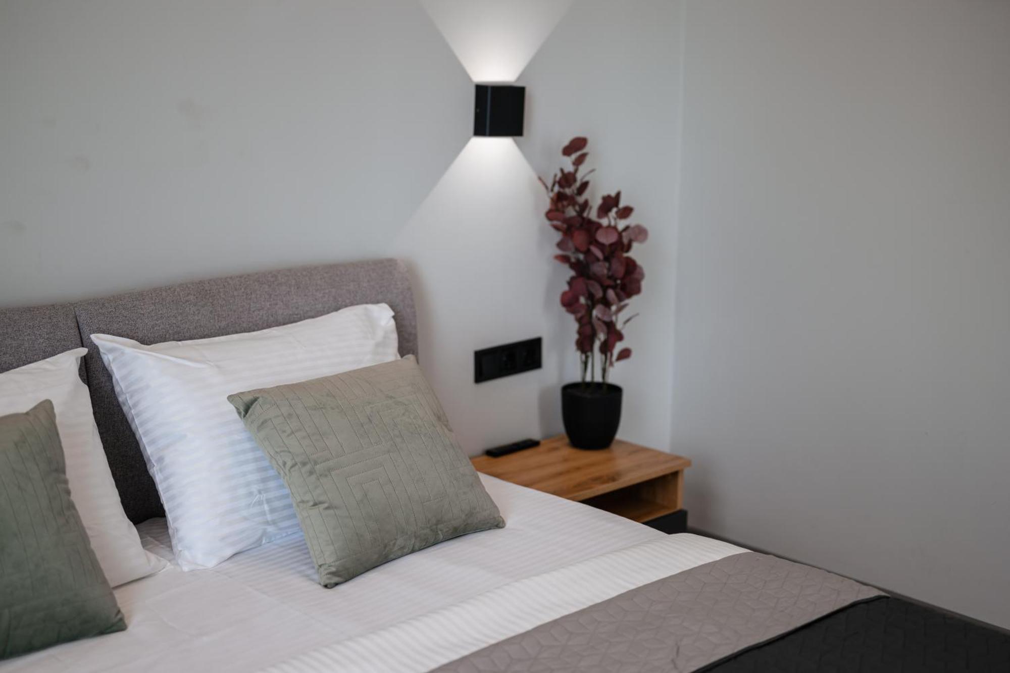 Luxury Apartments Smart House Użhorod Zewnętrze zdjęcie