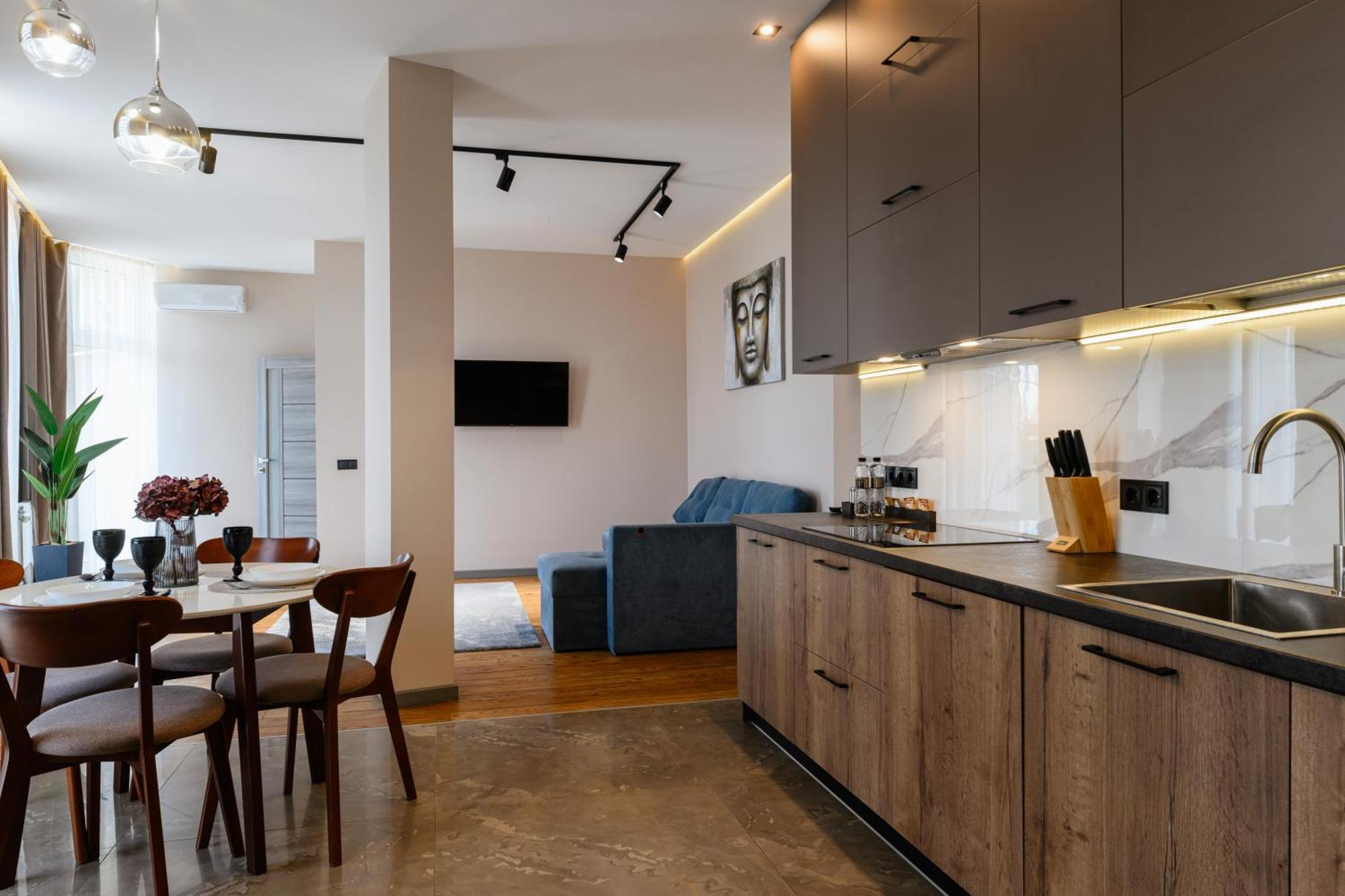 Luxury Apartments Smart House Użhorod Zewnętrze zdjęcie