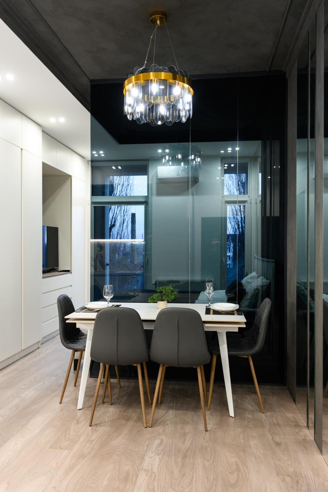 Luxury Apartments Smart House Użhorod Zewnętrze zdjęcie