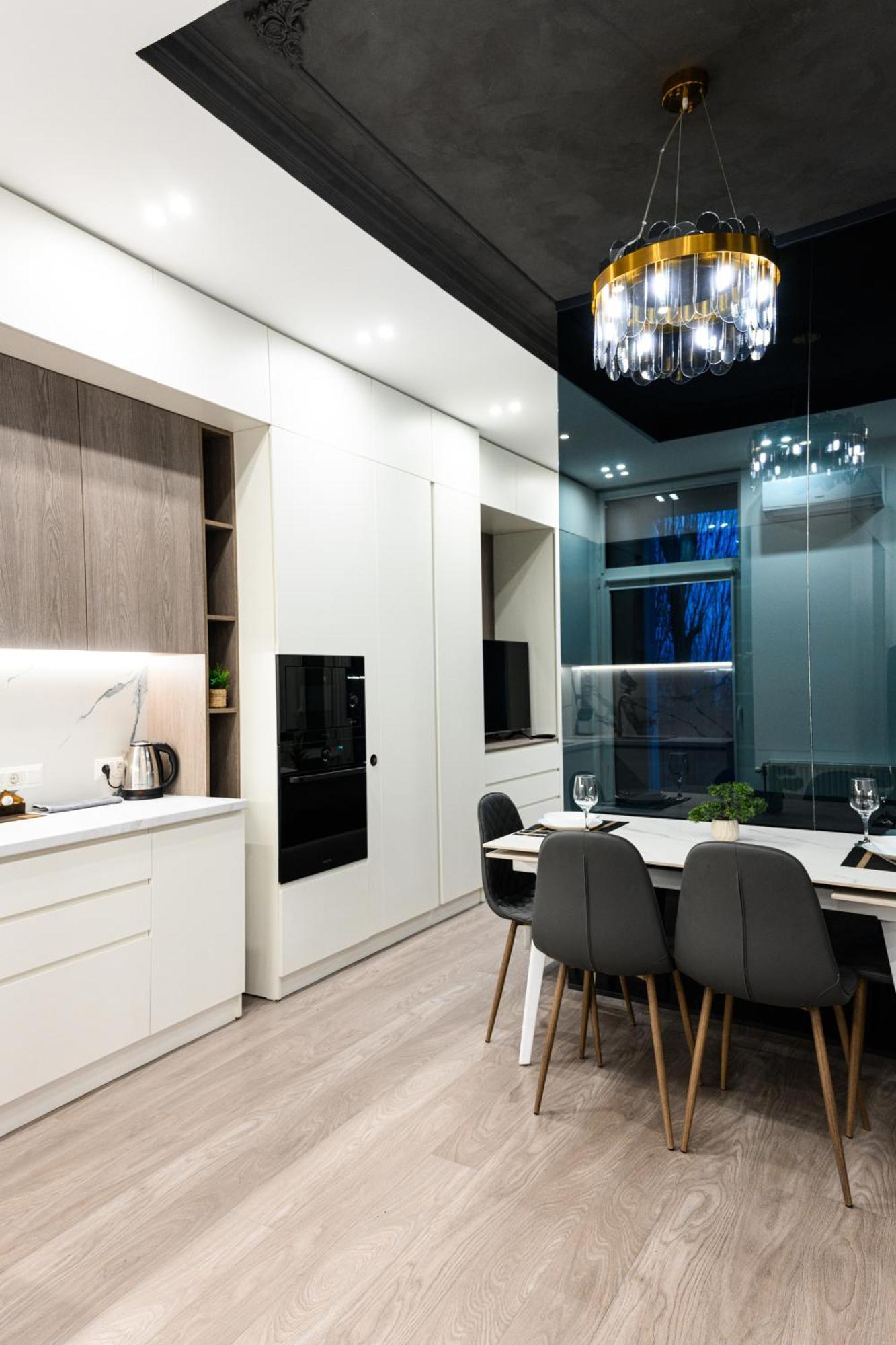 Luxury Apartments Smart House Użhorod Zewnętrze zdjęcie
