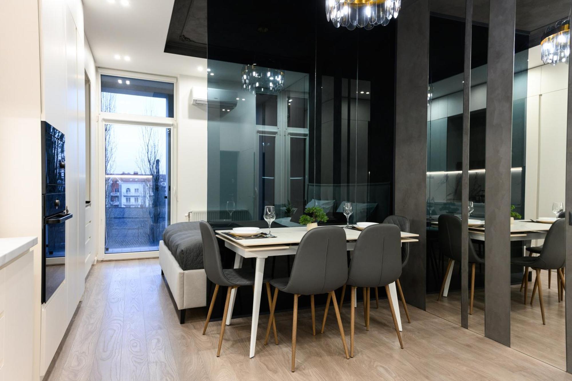 Luxury Apartments Smart House Użhorod Zewnętrze zdjęcie